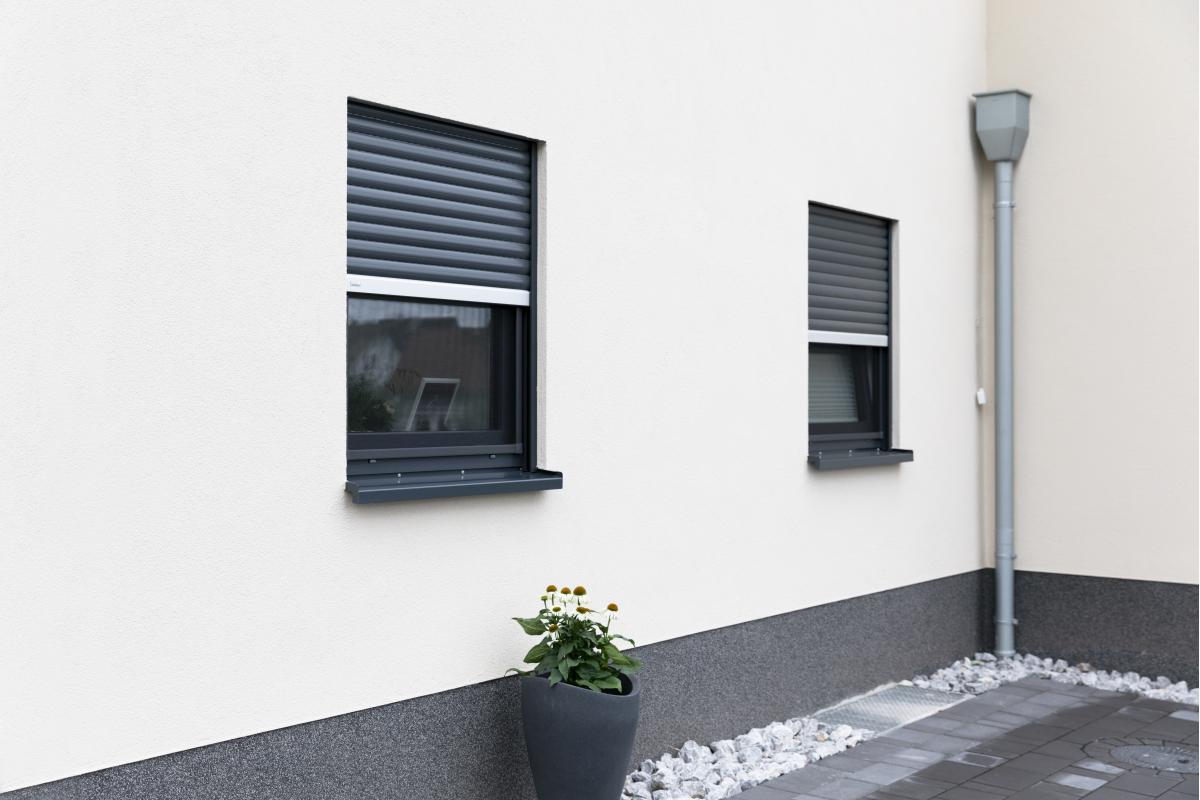 Insektenschutz-Fenster PREMIUM, max. 150 x 140 | cm, anthrazit SCHELLENBERG